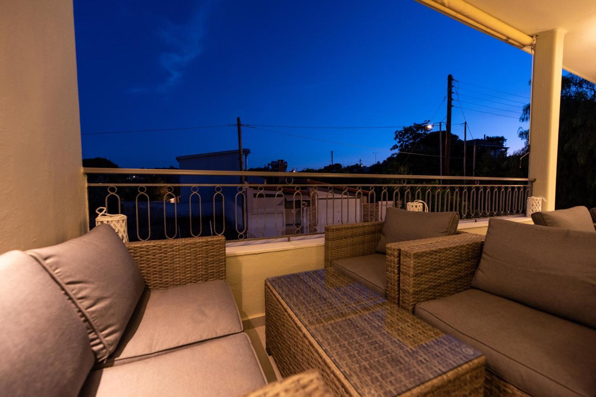 Demi'S Apartments Near Athen'S Airport 阿特米达 外观 照片