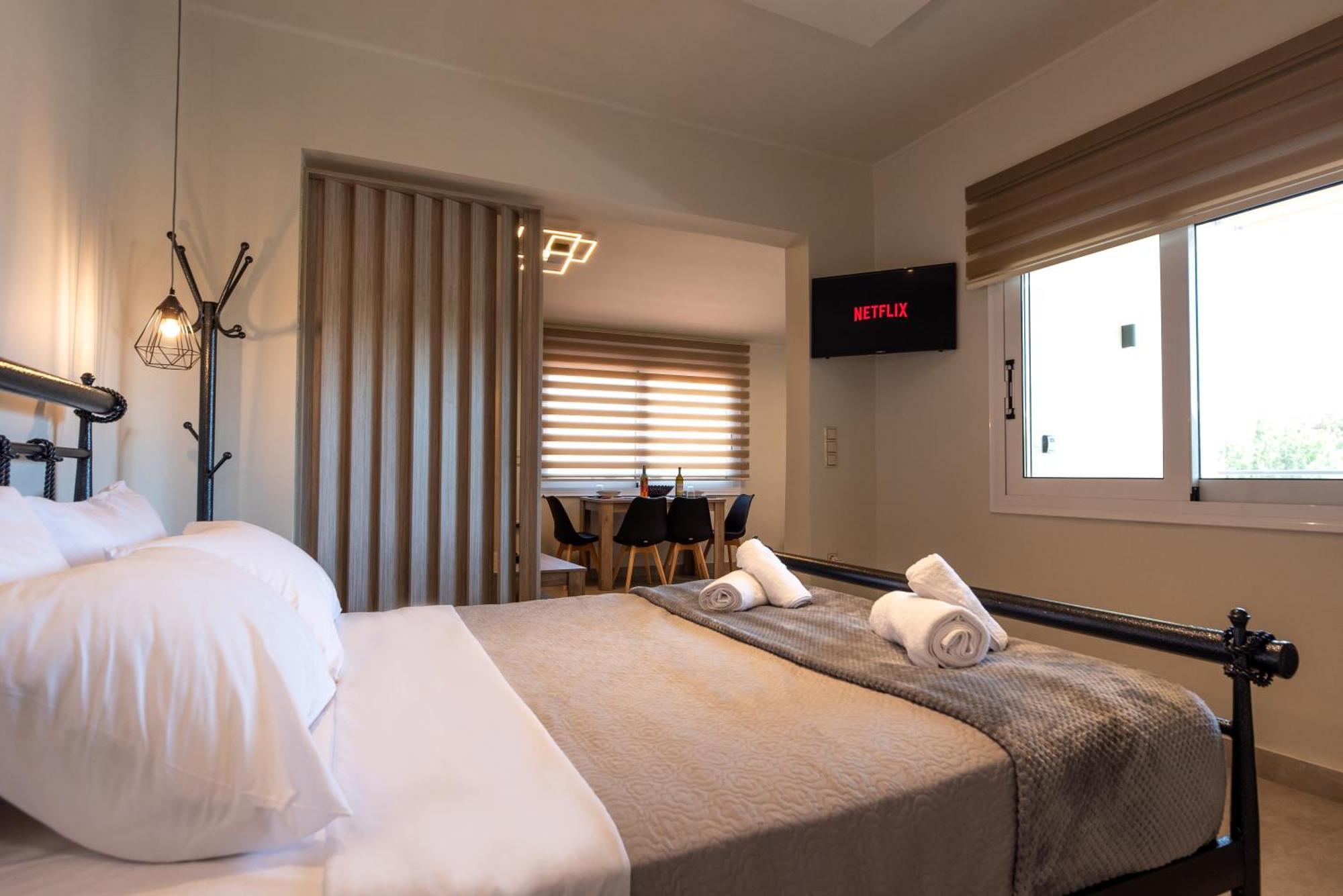 Demi'S Apartments Near Athen'S Airport 阿特米达 外观 照片