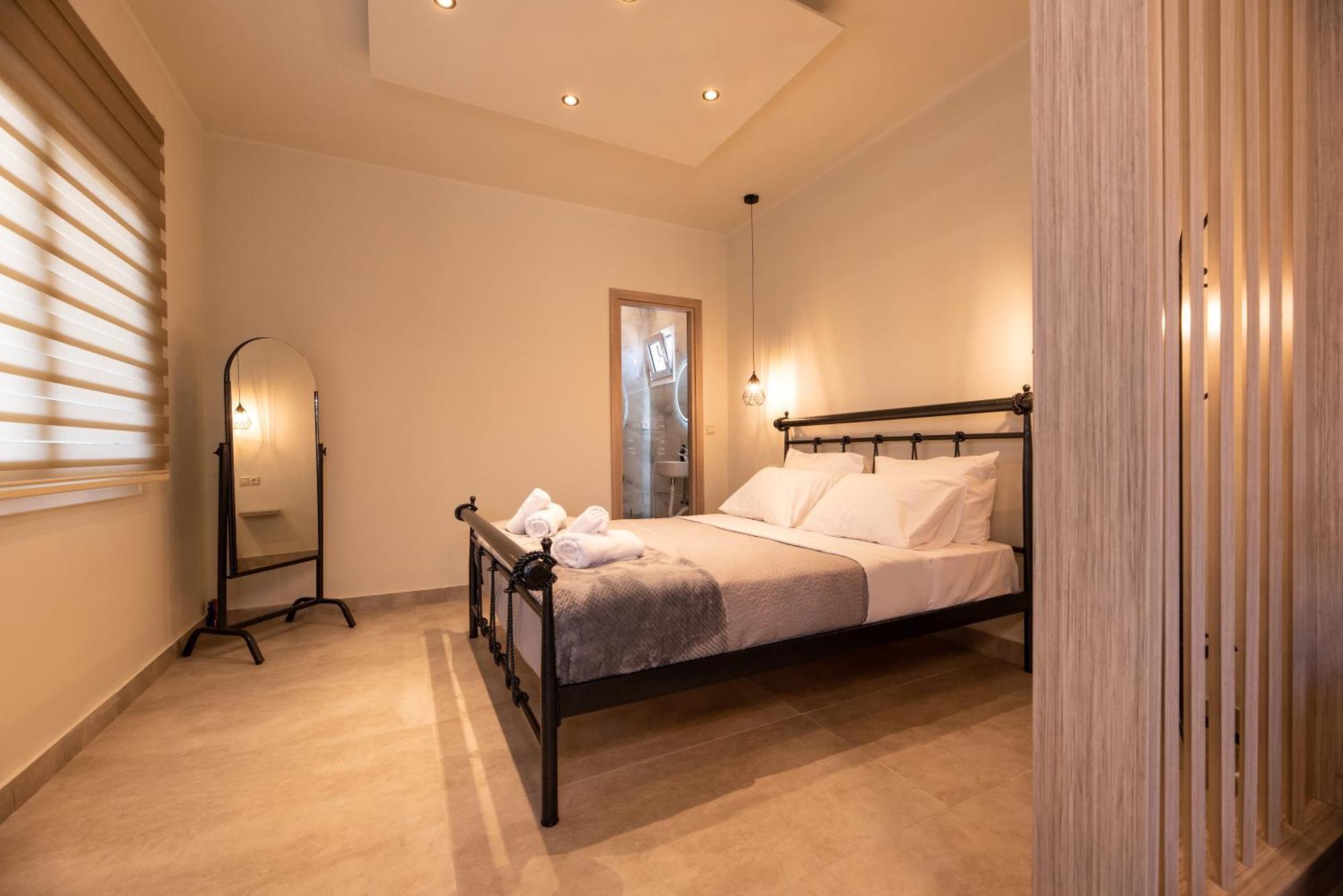 Demi'S Apartments Near Athen'S Airport 阿特米达 外观 照片